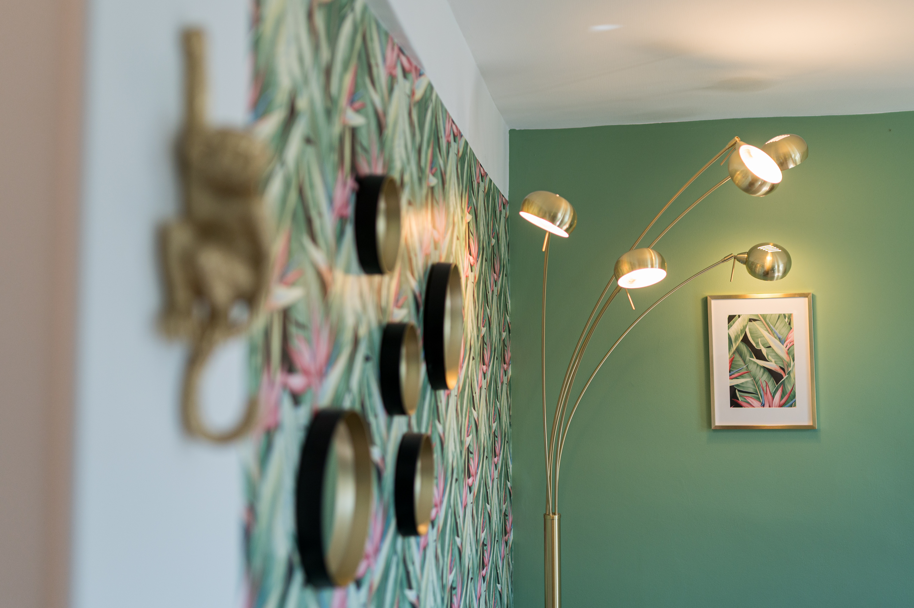 Détails de lampes dorées