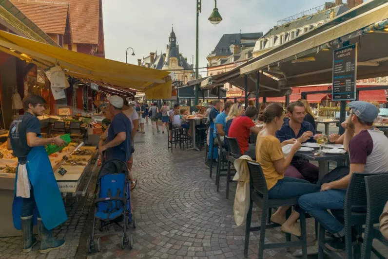 Le marché aux poissons de Trouville